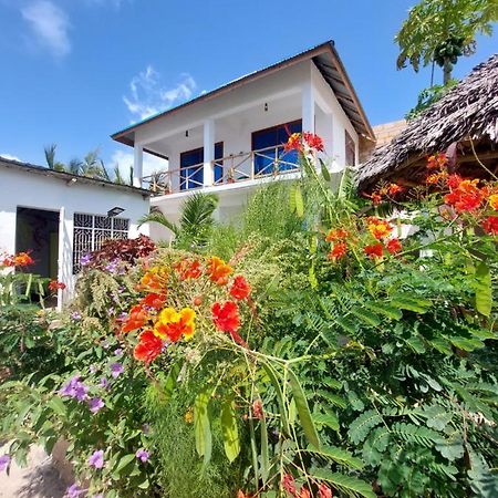 Karibu House Bed & Breakfast Paje Exterior foto