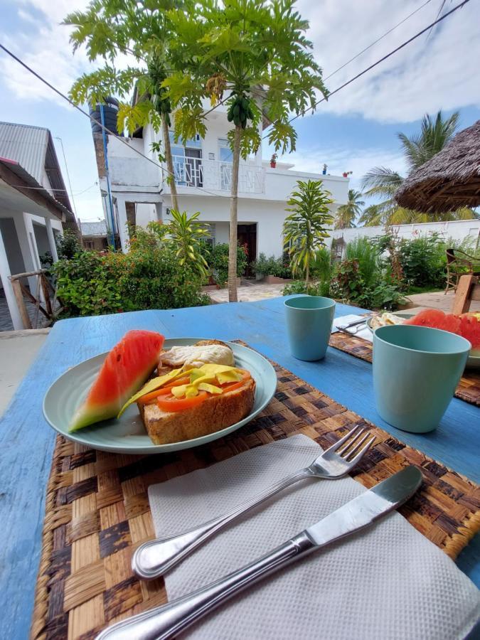 Karibu House Bed & Breakfast Paje Exterior foto