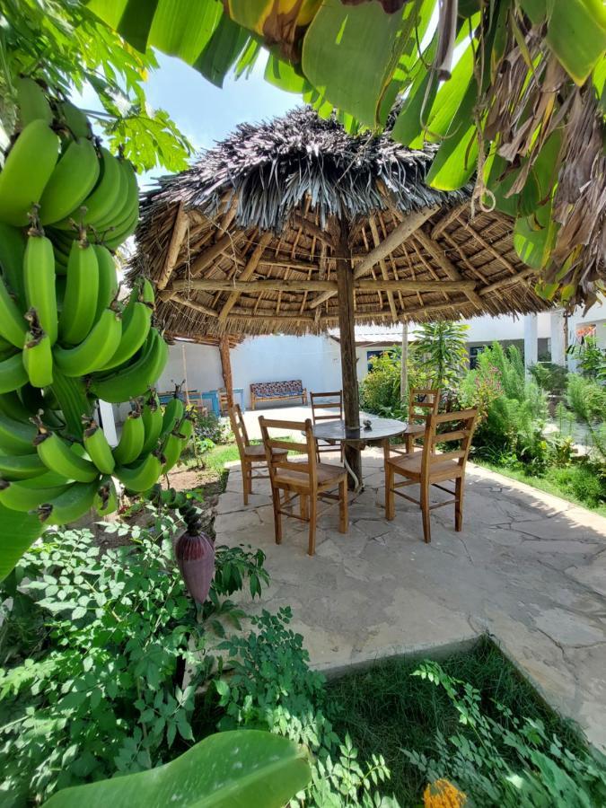 Karibu House Bed & Breakfast Paje Exterior foto